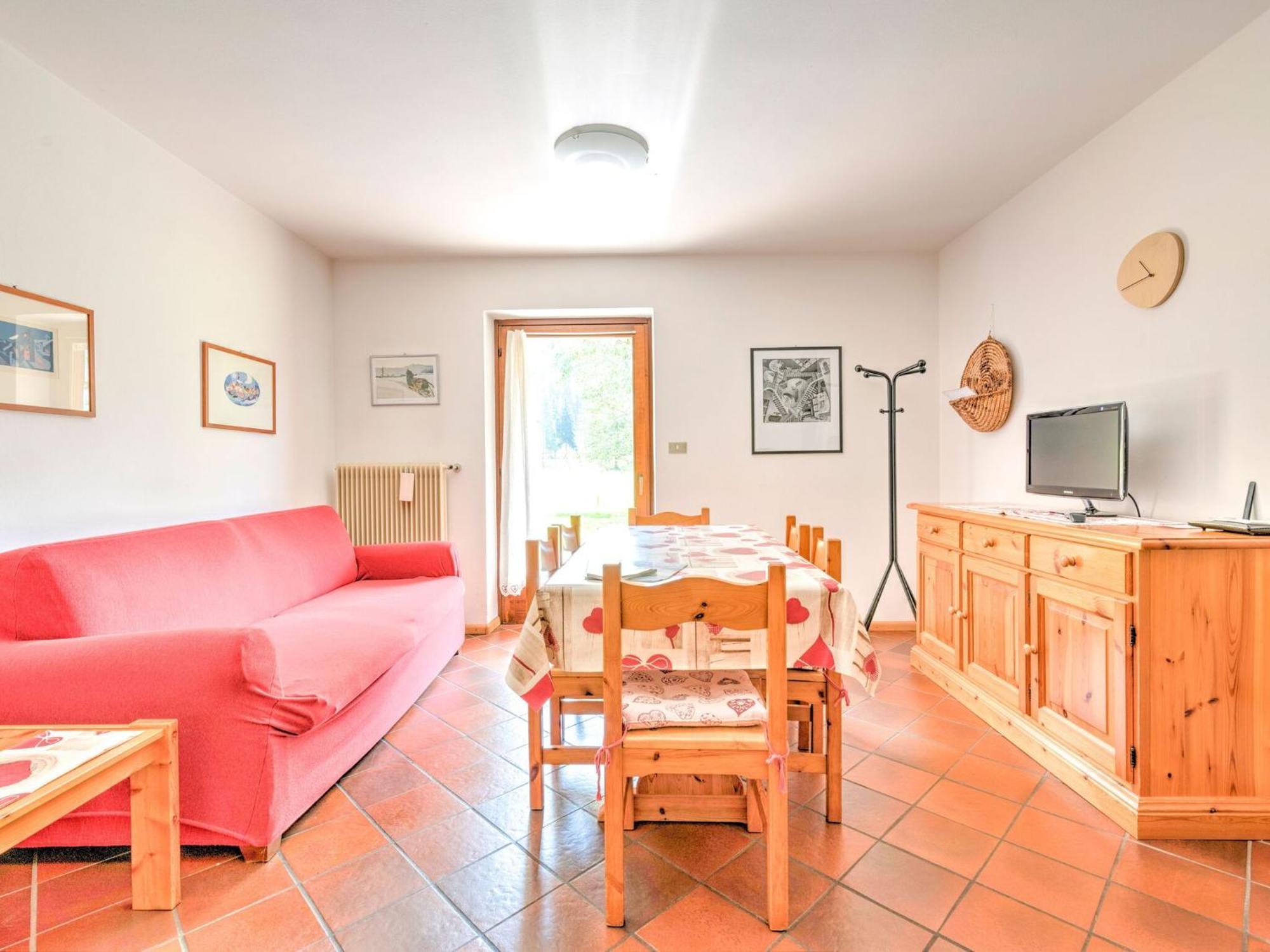 Spacious Chalet With Garden Near Ski Area In Tyrol Pozza di Fassa Exterior foto